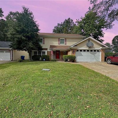 704 Deer Lake Dr, Virginia Beach, VA 23462