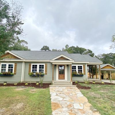 605 E Georgetown St, Crystal Springs, MS 39059