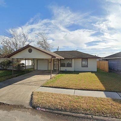 1008 Sage Dr, Galena Park, TX 77547