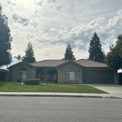 10723 Iron Creek Ave, Bakersfield, CA 93312