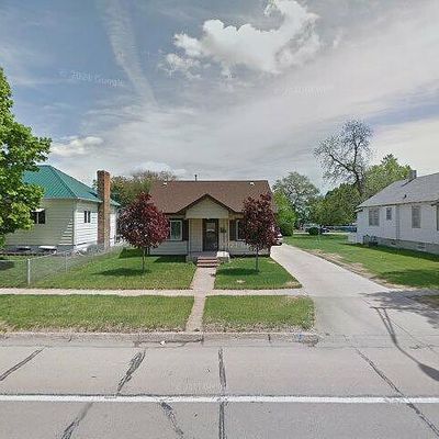 1108 N Jackson St, Lexington, NE 68850