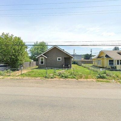 1238 S Tower Ave, Centralia, WA 98531