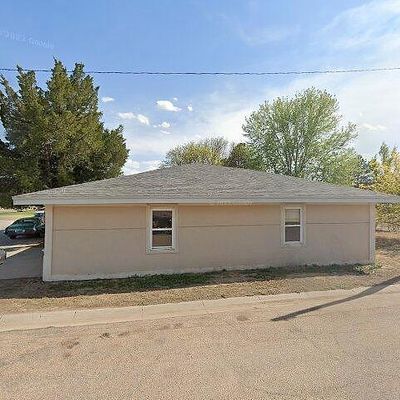 129 N Main St, Hugoton, KS 67951