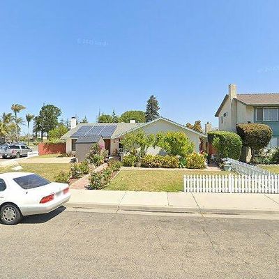 1303 Smoke Tree Ln, Santa Maria, CA 93454