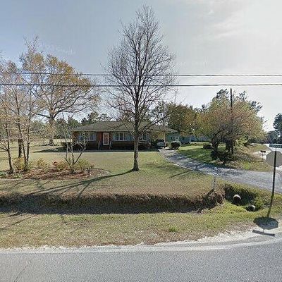 134 S Anderson Dr, Swainsboro, GA 30401