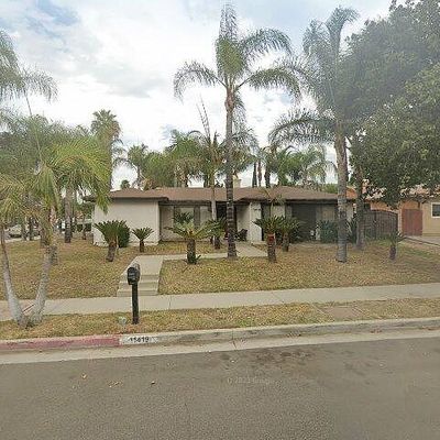 11419 Sunburst St, Sylmar, CA 91342