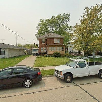 1656 Cleveland Ave, Racine, WI 53405