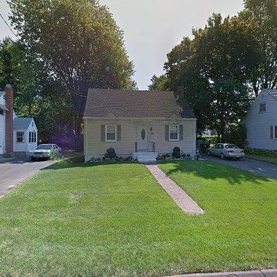 14 Salem Rd, East Hartford, CT 06118