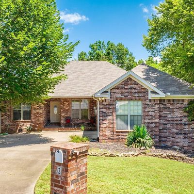 2 Bishop Ct, Maumelle, AR 72113