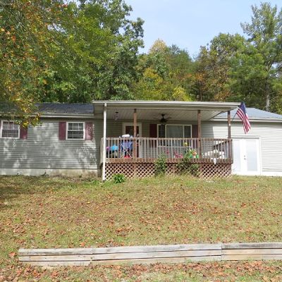 200 Kens Lake Estates Rd, Winfield, WV 25213