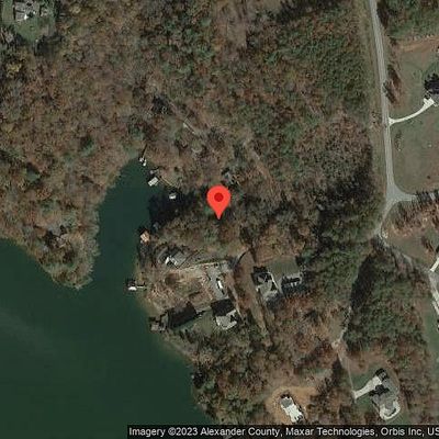 200 Hickory Hollow Ln, Taylorsville, NC 28681