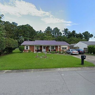 203 White Oak Blvd, Jacksonville, NC 28546