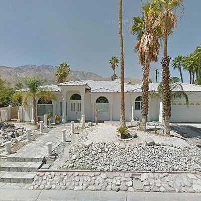 2105 N Roberto Dr, Palm Springs, CA 92262