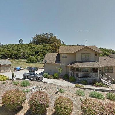 17621 Cunha Ln, Salinas, CA 93907