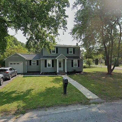 19 Brookfield Rd, Pasadena, MD 21122