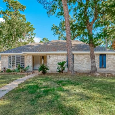 1915 Pine River Dr, Kingwood, TX 77339