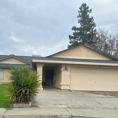 2594 Bright Ct, Merced, CA 95348