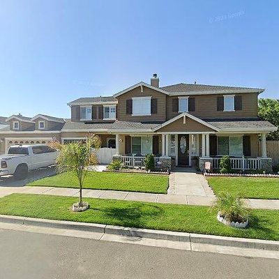 266 W Springer Dr, Turlock, CA 95382