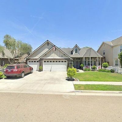 2662 Trapper Springs Ave, Tulare, CA 93274