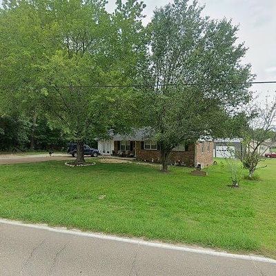 274 Washington Ave, Camden, TN 38320