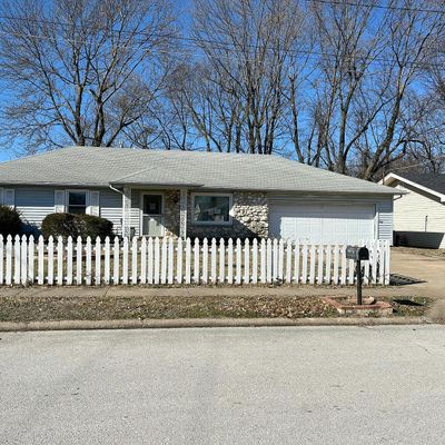 2817 S Dayton Ave, Springfield, MO 65807