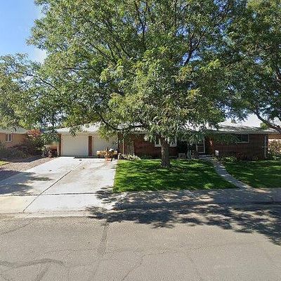 2208 12 Th Street Rd, Greeley, CO 80631