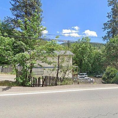 22810 Highway 62, Shady Cove, OR 97539