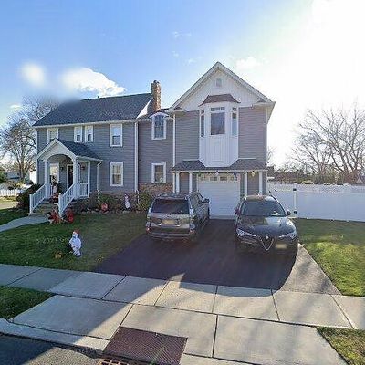 24 Waldwick Ave, Waldwick, NJ 07463