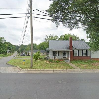 2402 N Main Ave, Newton, NC 28658