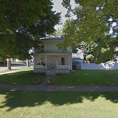 328 Madison St, Conneaut, OH 44030