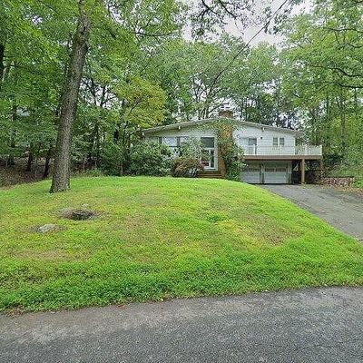 34 E Glen Rd, Denville, NJ 07834