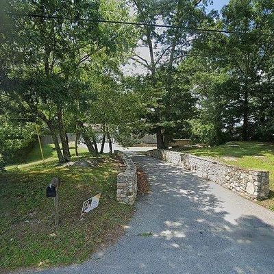 347 Fish Rd, Tiverton, RI 02878