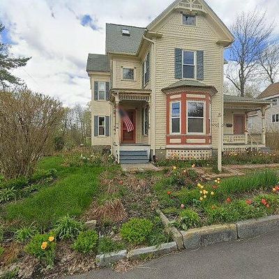 35 Cedar St, Augusta, ME 04330