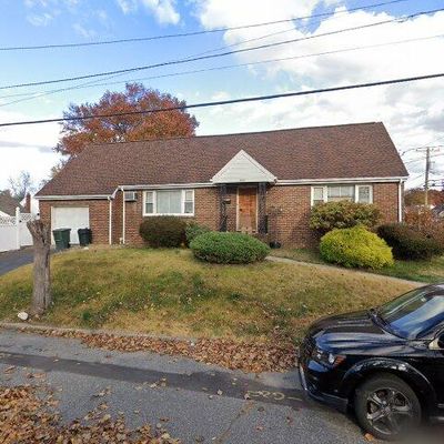 30 Cole St, Elmwood Park, NJ 07407