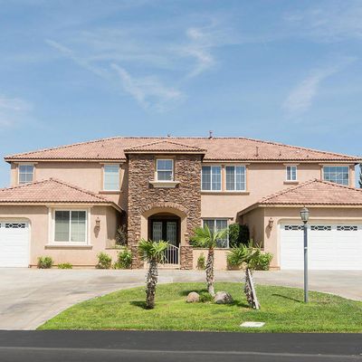 40930 Woodshire Dr, Palmdale, CA 93551