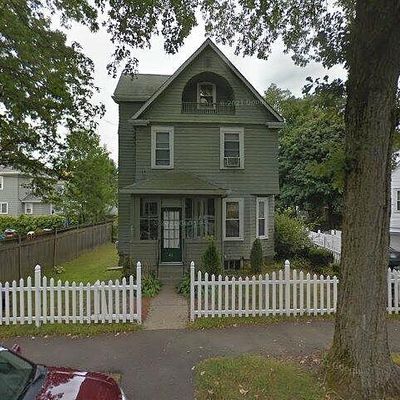 41 Essex Rd, Milton, MA 02186