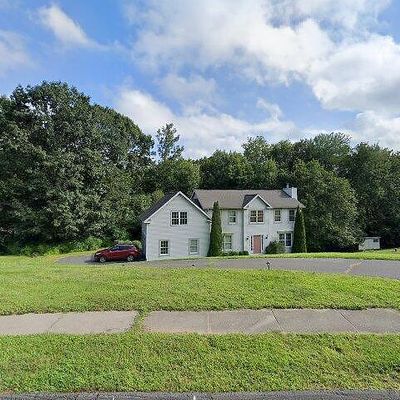 428 Tiffany Ln, Bristol, CT 06010