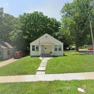 4400 Woodland Ave, Kansas City, MO 64110