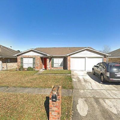 3797 Tara Dr, Destrehan, LA 70047