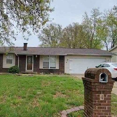 4 Brookshire Dr, Saint Peters, MO 63376