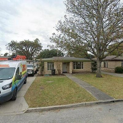 534 Cosgrove St, San Antonio, TX 78210