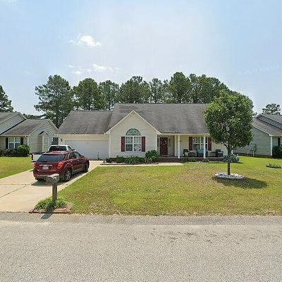 5649 Prestonfield Ln, Hope Mills, NC 28348