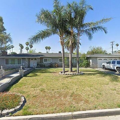 5718 Sycamore Ave, Rialto, CA 92377