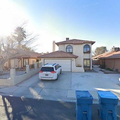 5723 Swimmer Dr, Las Vegas, NV 89110