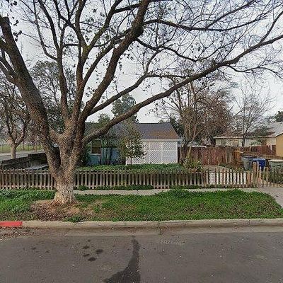 4755 E Iowa Ave, Fresno, CA 93702