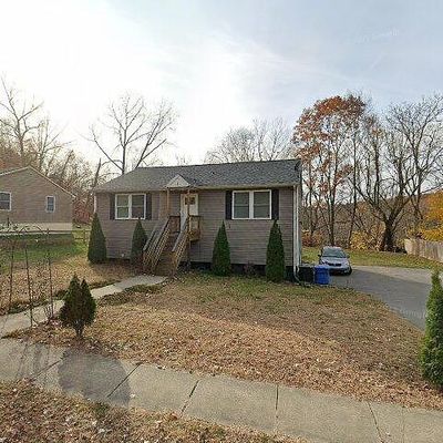 5 Smith Ave, Norwich, CT 06360
