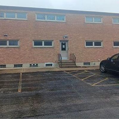 641 N Carroll Pkwy #107, Glenwood, IL 60425