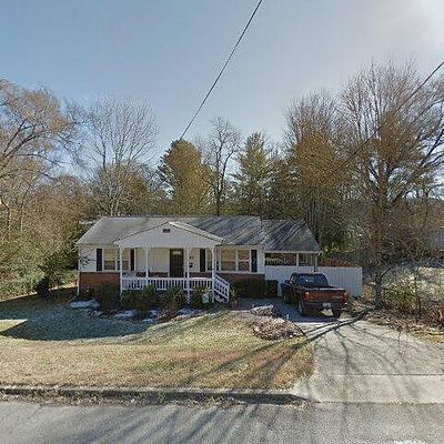 661 Robertsville Rd, Oak Ridge, TN 37830