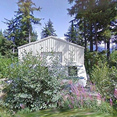 682 Beach Rd, Haines, AK 99827