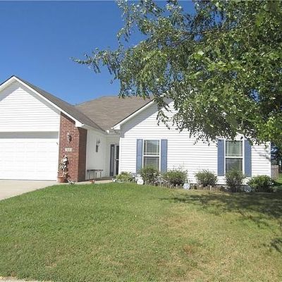 700 Sw Bobcat St, Oak Grove, MO 64075